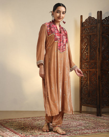 Zareen Kurta Set